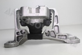 VOLVO S40 2.0 ENGINE MOUNTING RIGHT HAND SIDE