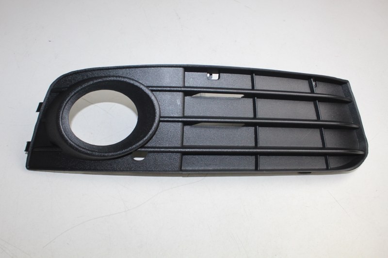 AUDI A4 2008-2011 FOG LIGHT COVER RF