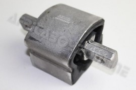 MERCEDES GEARBOX MOUNTING REAR W203