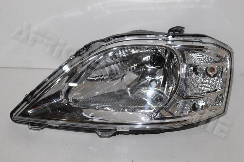 NISSAN HEAD LAMP NP200 1.6 LH MANUAL 2010