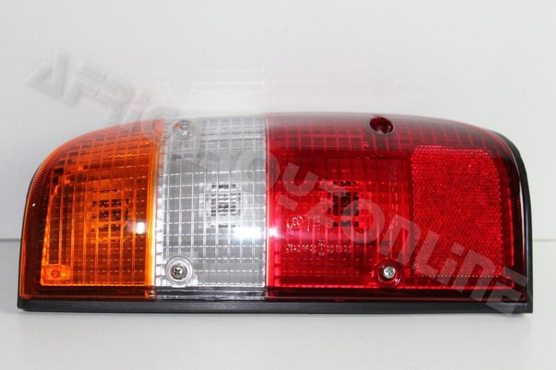 FORD TAIL LAMP RANGER 2.5 RH 2003