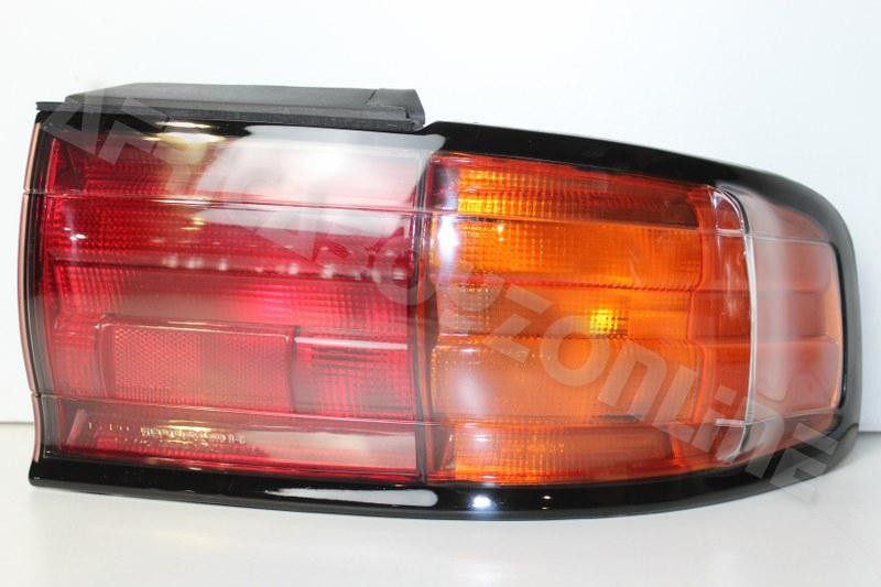 TOYOTA CAMRY 2.0-1996 TAIL LAMP RH