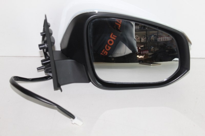 TOYOTA HILUX GD6 2016-2018 DOOR MIRROR