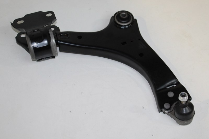 LANDROVER CONTROL ARM FREELANDER 2 2.2D RH 2007