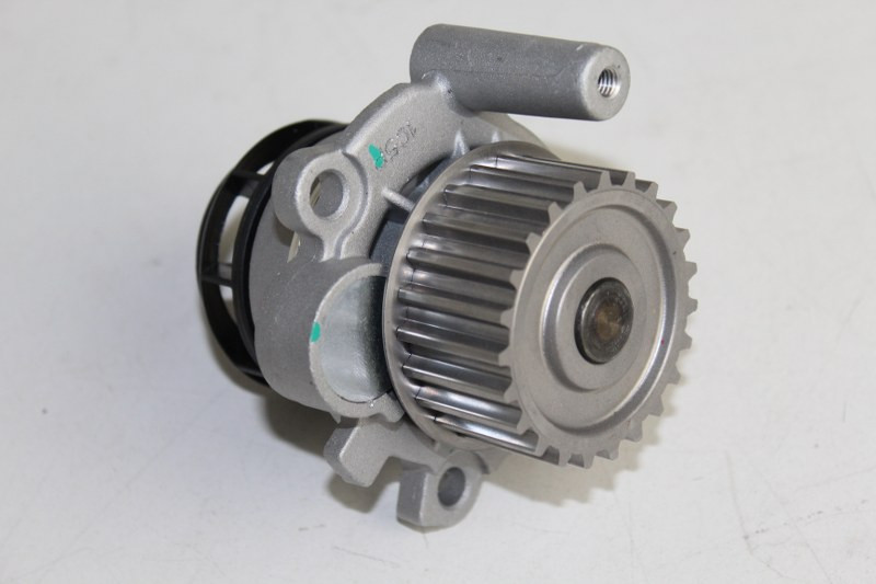 VW GOLF WATER PUMP 5 GTI 2.0 05-09