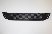 VW BUMPER GRILLE POLO 1.6I CENTRE 2009