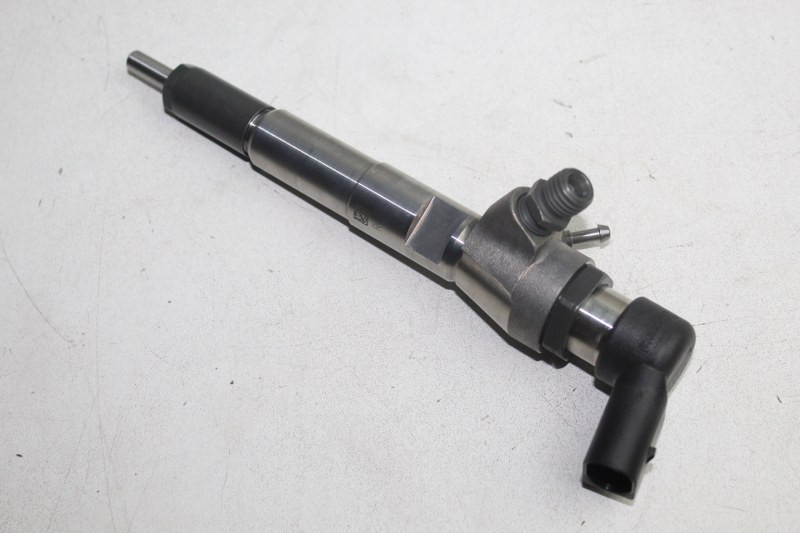 RENAULT DUSTER 2013- 1.5 DCI K9K INJECTOR