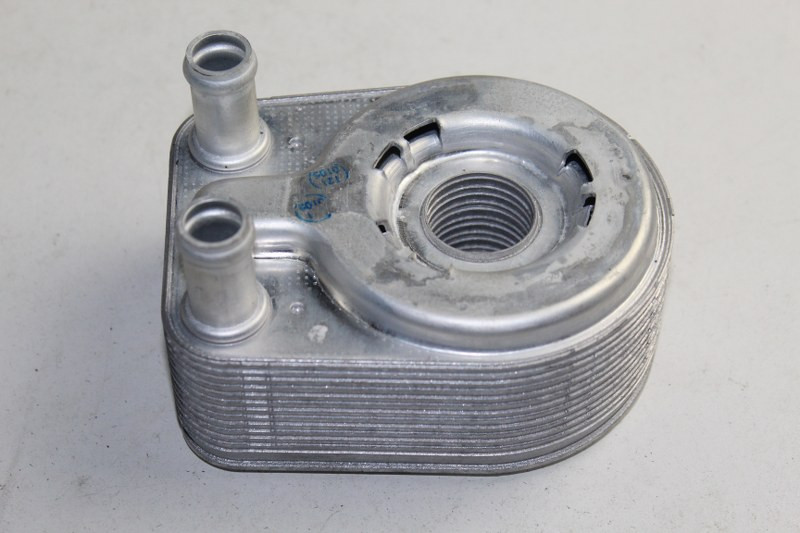 CHRYSLER OIL COOLER-ENGINE VOYAGER 2.5 2000-2008