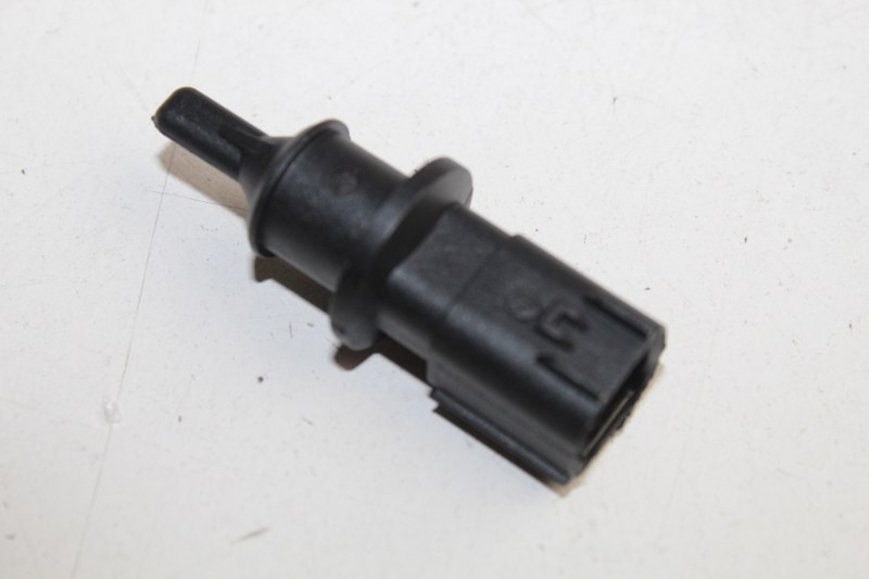 DODGE INLET AIR TEM-SENSOR CALIBER 2.0 06-10