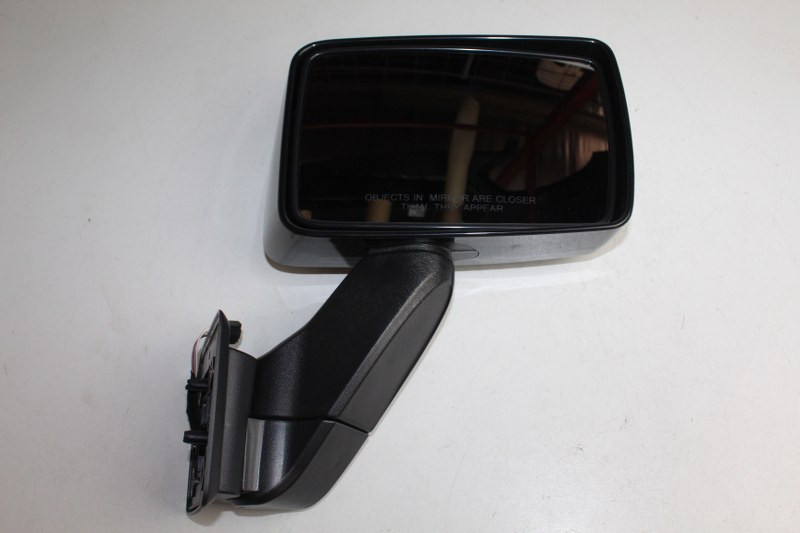 HUMMER DOOR MIRROR RHS H3 5.3 09-10