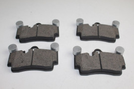 AUDI Q7 BRAKE PAD SET-REAR 3.0 04-08