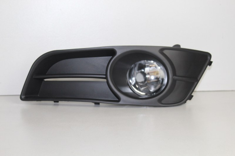 TOYOTA RUNX FOG LAMP-COVER-RH 1.4 04-08