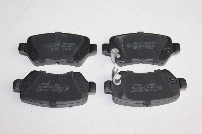 RENAULT BRAKE PADS CAPTUR 1.2T  REAR 15-22