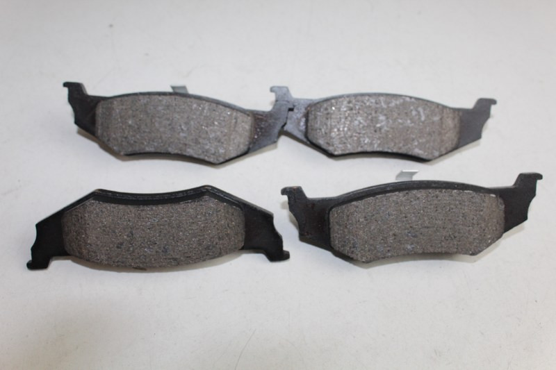 CHRYSLER BRAKE PAD-REAR NEON 2.0 00-06