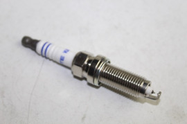 NISSAN SPARK PLUGS-IRIDIUM JUKE 1.6 11-13