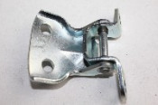 ISUZU KB320 DOOR HINGE-LH 3.2 1998-2004