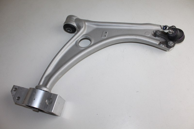 AUDI Q3 2.0TDI 2012-2014 CONTROL ARM LOWER RH