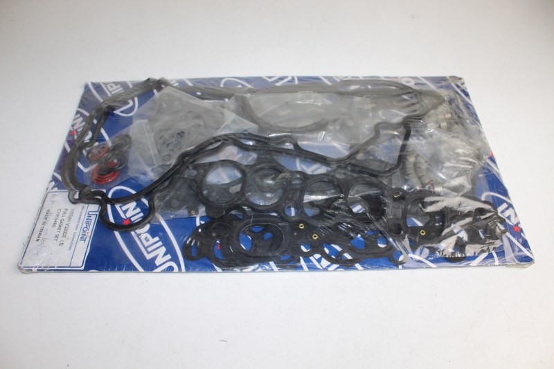 NISSAN OVERHAUL GASKET SET MAXIMA 1997