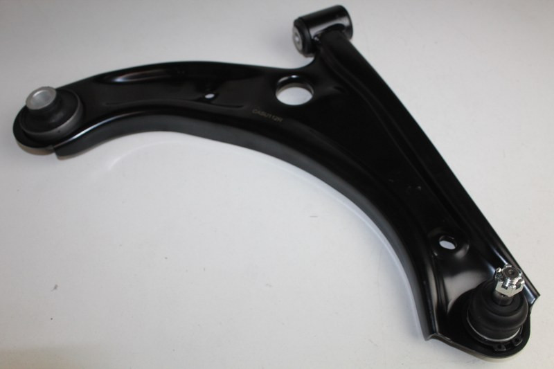 TOYOTA CONTROL ARMS-LOWER RHS STARLET 1.4 20-