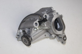 RENAULT OIL PUMP SANDERO 900T H4B 2014>