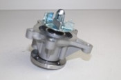 HYUNDAI I30 WATER PUMP G4FC 2012-