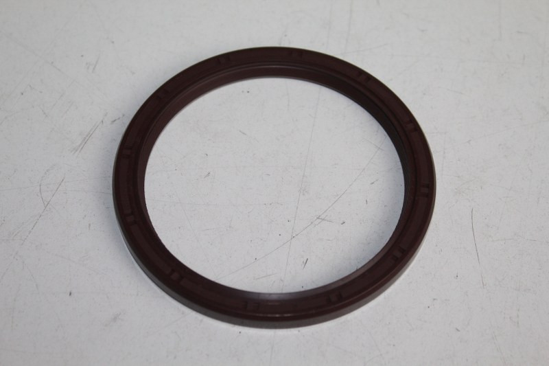 HYUNDAI TUCSON OIL SEAL REAR G4GC 2.0 2007