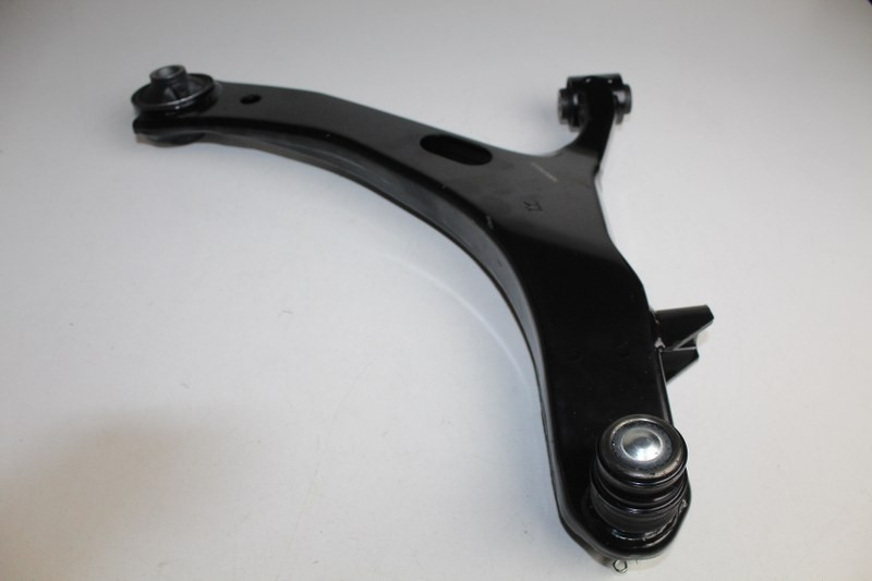 SUBARU RHS CONTROL ARM OUTBACK 2004