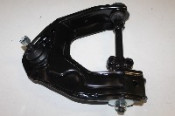 TOYOTA FRONT RIGHT UPPER CONTROL ARM HILU 2004