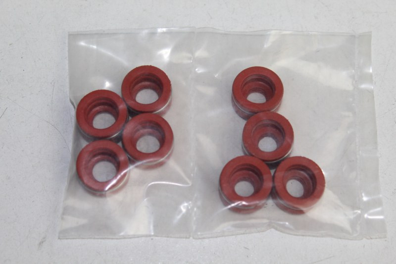 MERC VALVE STEM SEALS INL/EXH 8PC W124 200 102ENG