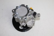 MERC POWERSTEERING PUMP W204 C350 642ENG 2013