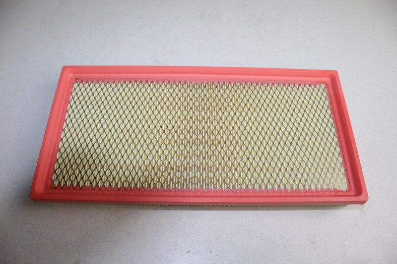 VOLVO AIR FILTER V40 2.0 99-00