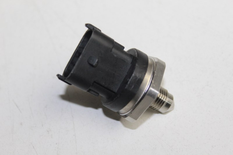 FORD FUEL PRESSURE SENSOR ECOSPORT 1.0 2014-