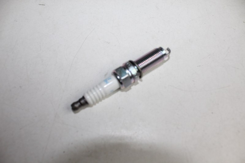 JEEP SPARK PLUGS (IRIDIUM) CHEROKEE 3.2 14-