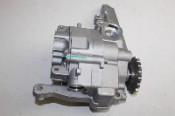 MERC OIL PUMP SPRINTER 515 W906 642ENG 2013