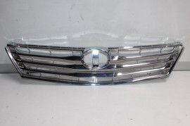 TOYOTA MAIN GRILLE INNOVA 2.7 2011-