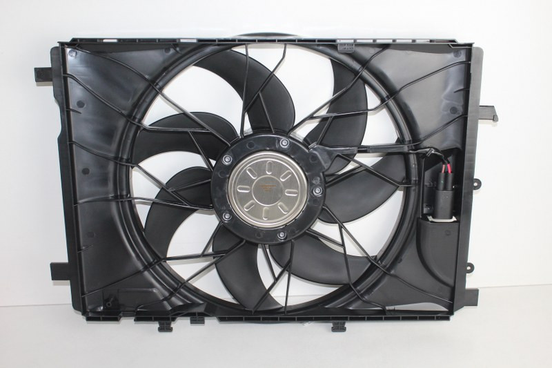 MERC RADIATOR FAN W204 C200 CGI 271ENG 2011