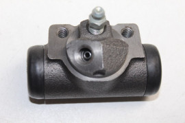 JEEO WHEEL CYLINDER WRANGLER 4.0 REAR LEFT 02-07