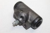 JEEO WHEEL CYLINDER WRANGLER 4.0 REAR LEFT 02-07