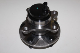 LEXUS IS200 2015 2.0 FRONT WHEEL HUB L/R